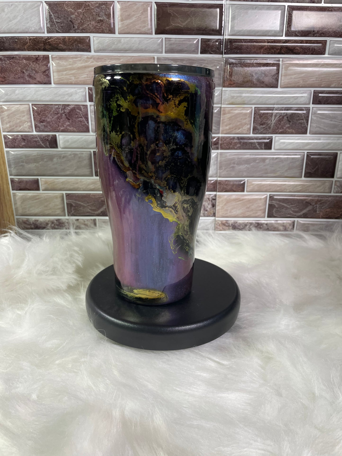32 oz Stainless Steel Twisted Oil Slick Tumbler
